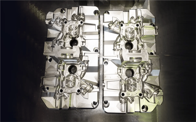 High-precision aluminum die casting mold. High-precision aluminum die casting mold.